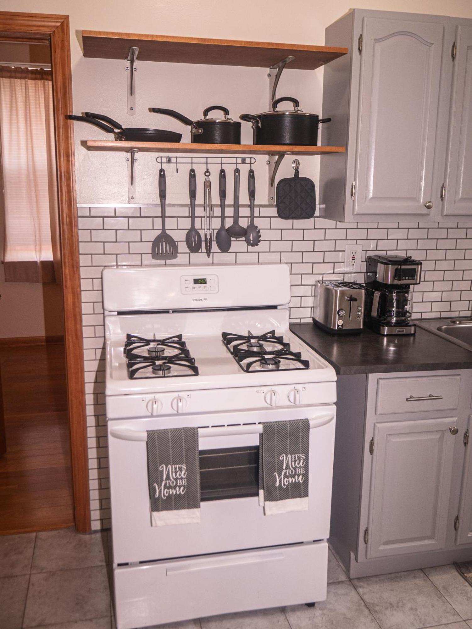 Immaculate Furnished 1-bedroom